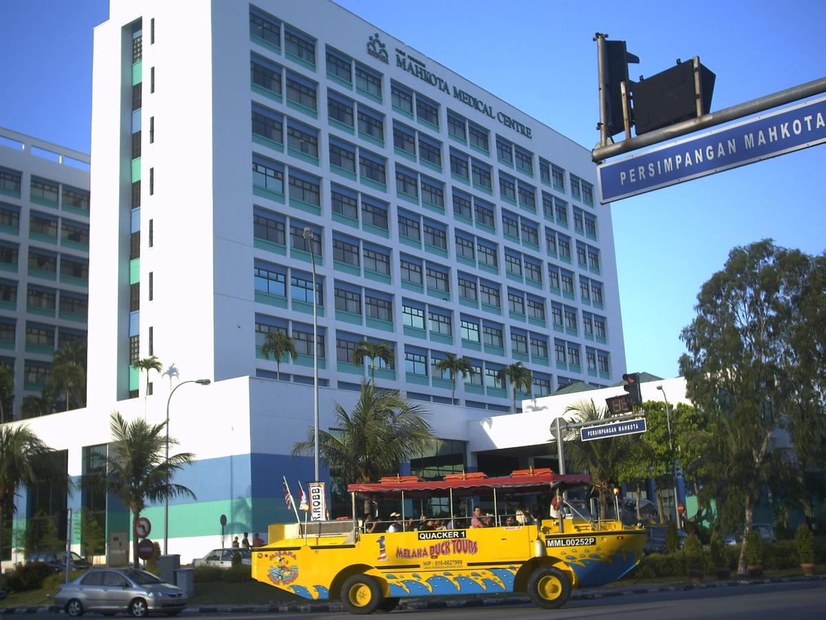 الشقق الفندقية ملقافي  Costa Mahkota المظهر الخارجي الصورة